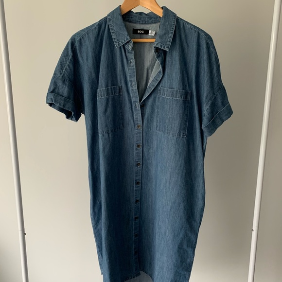 NWT UO BDG Denim Dress - Picture 2 of 4